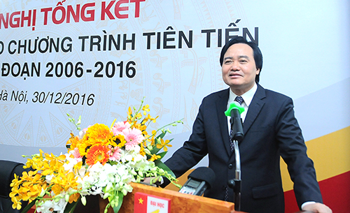 Bộ Giáo dục cấp học bổng cho sinh viên chương trình chất lượng cao