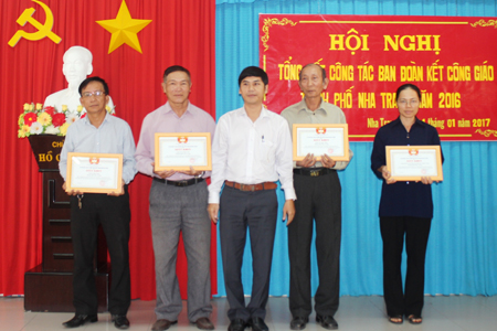 Tổ chức nhiều hoạt động bác ái xã hội