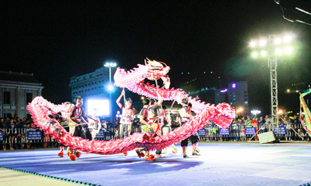 16 teams join Nha Trang City Unicorn-Lion-Dragon Dance Competition