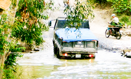 Đường chưa có cầu