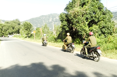 Công an xã  Cam Thịnh Đông tuần tra