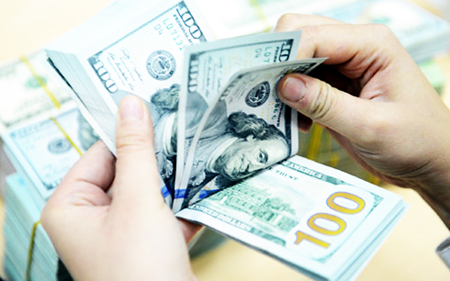 Tỷ giá trung tâm tăng vọt