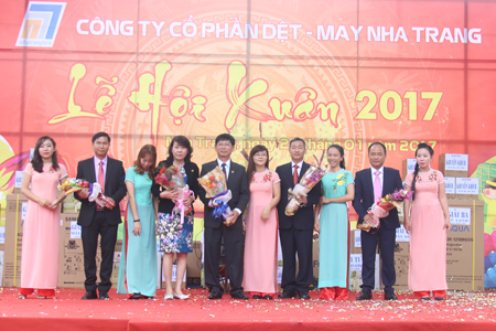 Tổ chức Lễ hội mừng Xuân 2017