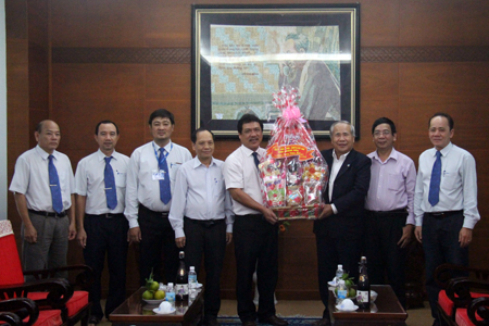 Lãnh đạo tỉnh thăm, chúc Tết các doanh nghiệp