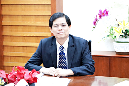 Tập trung xây dựng, chỉnh đốn Đảng, hoàn thành thắng lợi các chỉ tiêu kinh tế - xã hội năm 2017