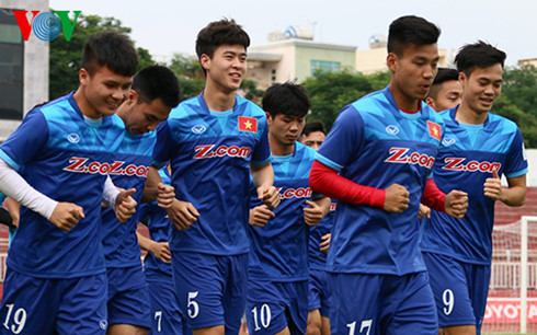 U23 Việt Nam có buổi tập đầu tiên vào hôm qua (2-2) (Ảnh: Quang Thịnh).