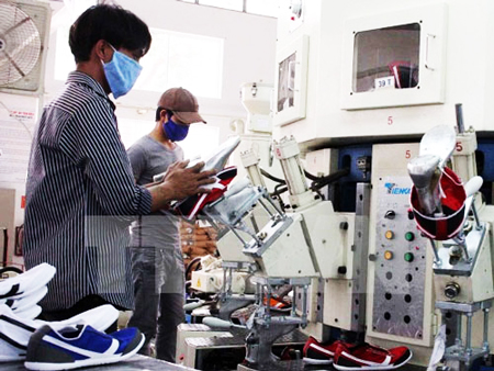 Gần 9.000 doanh nghiệp thành lập mới