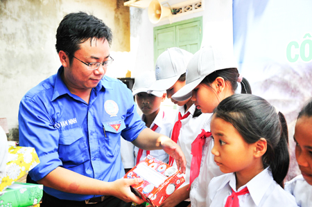 Huyện đoàn Vạn Ninh: Nhiều công trình, phần việc ý nghĩa