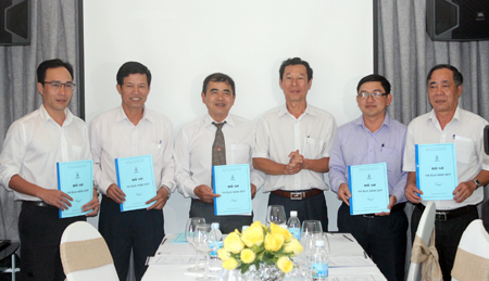 Ký kết giao ước thi đua năm 2017