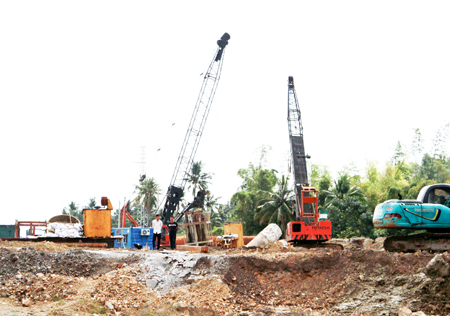 Công trường thi công đường Cao Bá Quát - Cầu Lùng đoạn qua xã Vĩnh Trung, TP. Nha Trang