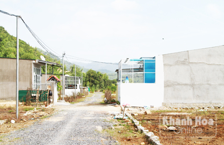 Phát triển đô thị kiểu &quot;vết dầu loang&quot;