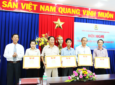 Phấn đấu 40% công đoàn cơ sở đạt vững mạnh xuất sắc