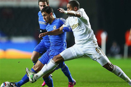 Chelsea của huấn luyện viên Antonio Conte đang băng băng về đích.