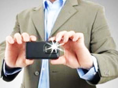 Sử dụng đèn flash và micro của smartphone để chẩn đoán bệnh