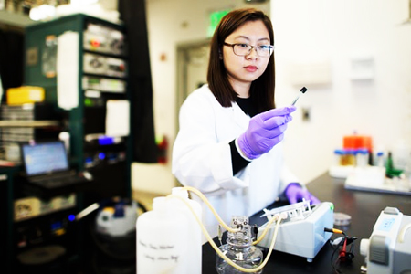 Sợi dẫn điện khử urani từ nước biển