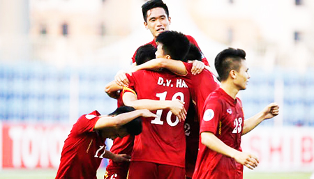 U20 Việt Nam có tránh được cảnh "lót đường"?