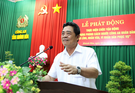 Phát động thực hiện Cuộc vận động &quot;Xây dựng phong cách người Công an nhân dân bản lĩnh, nhân văn, vì nhân dân phục vụ&quot;