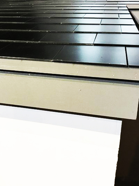  Mái nhà có tích hợp tấm năng lượng mặt trời