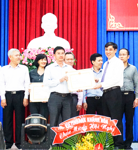 Phát động phong trào thi đua năm 2017