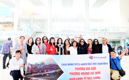 Đoàn khách đầu tiên của Vietravel Nha Trang đi du lịch Trung Quốc từ Sân bay quốc tế Cam Ranh