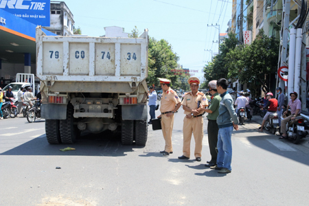 Công an điều tra vụ việc.
