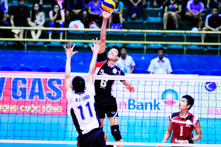 Thủ quân Ngô Văn Kiều đóng vai trò quan trọng trong lối chơi của Sanest Khánh Hòa