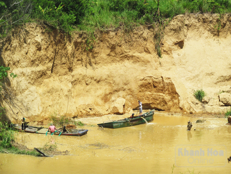 Báo Khánh Hòa đạt giải khuyến khích "Phóng sự xuất sắc về đề tài môi trường"