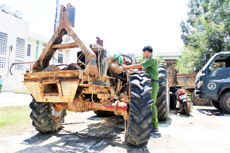 Xe ô tô hết niên hạn vẫn lưu thông: Xử lý nghiêm