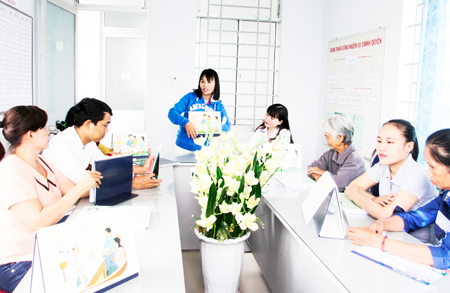 Công tác dân số ở Cam Lâm: Nâng cao năng lực truyền thông