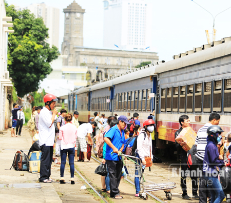 More trains from Sai Gon to Nha Trang, Quy Nhon on April 30, May 1