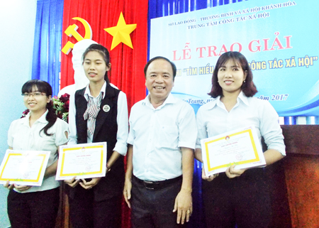 41 tác phẩm đoạt giải