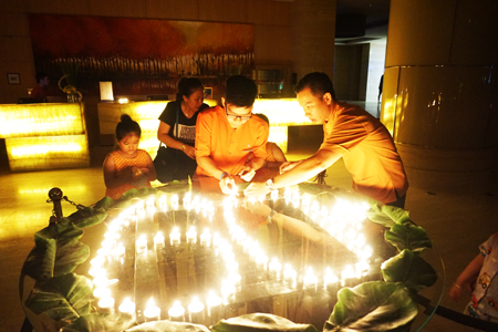 Nha Trang: Hưởng ứng "Giờ Trái đất 2017"