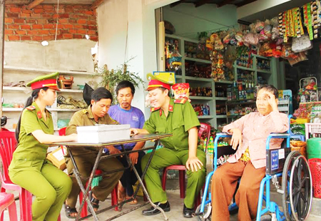 Công an thị xã Ninh Hòa: Việc làm nhỏ, ý nghĩa lớn