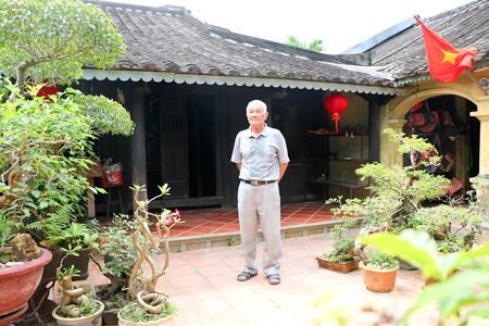 Ông Nguyễn Xuân Hải, chủ nhân căn nhà cổ