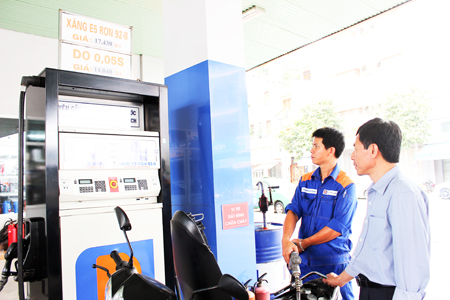 Người tiêu dùng e ngại sử dụng xăng E5