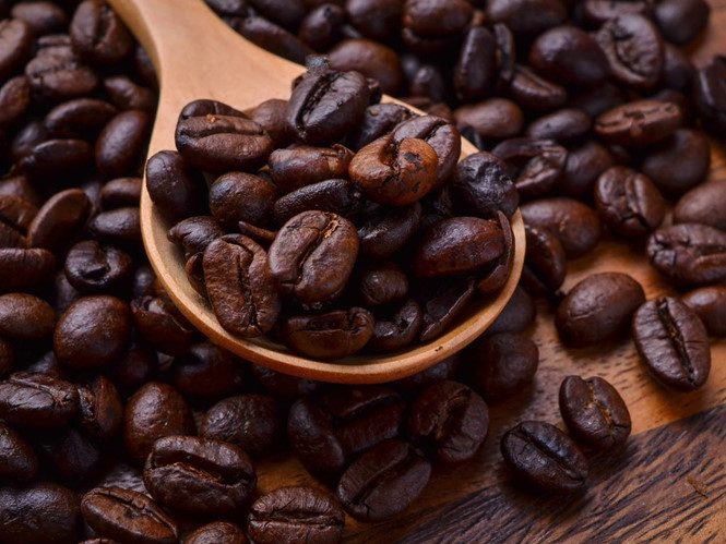 Một lượng vừa phải caffeine có thể mang lại nhiều lợi ích cho sức khỏe ẢNH: SHUTTERSTOCK