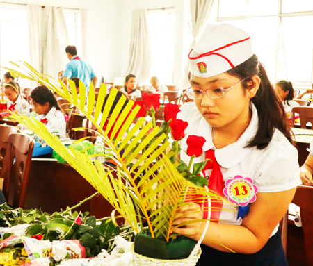 Gần 50 học sinh tham gia