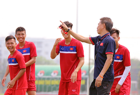 Đội U20 Việt Nam lên đường sang Đức tập huấn