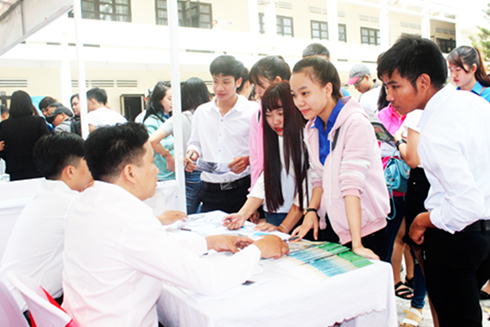 Ngày hội tuyển dụng việc làm và tư vấn khởi nghiệp: Chưa như mong đợi