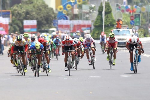 Đội VUS giành giải nhất đồng đội