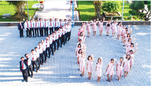 Phát huy tốt vai trò là tiếng nói của Đảng bộ, là cầu nối của Đảng, chính quyền với nhân dân