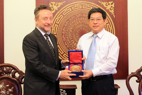 Lãnh đạo tỉnh Khánh Hòa tiếp Đại sứ Cộng hòa Séc tại Việt Nam