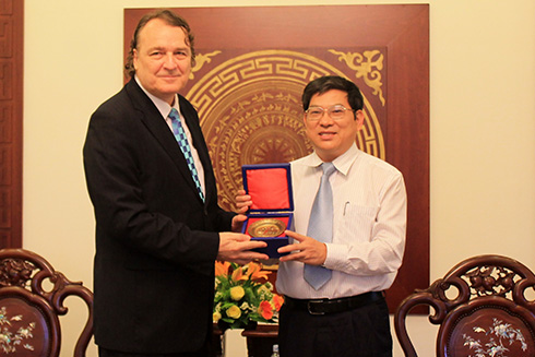 Lãnh đạo tỉnh Khánh Hòa tiếp Đại sứ Cộng hòa Slovakia tại Việt Nam