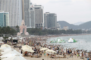 Nha Trang – Khánh Hòa sẽ đón khoảng 125.000 lượt khách lưu trú trong dịp lễ 30-4 và 1-5