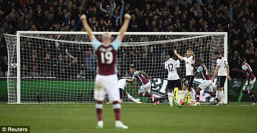 Vòng 36, giải bóng đá Ngoại hạng Anh: Tâm điểm Arsenal - Manchester United