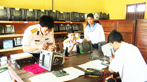 Trung đoàn Ra-đa 451: Xây dựng đơn vị chính quy, hiện đại