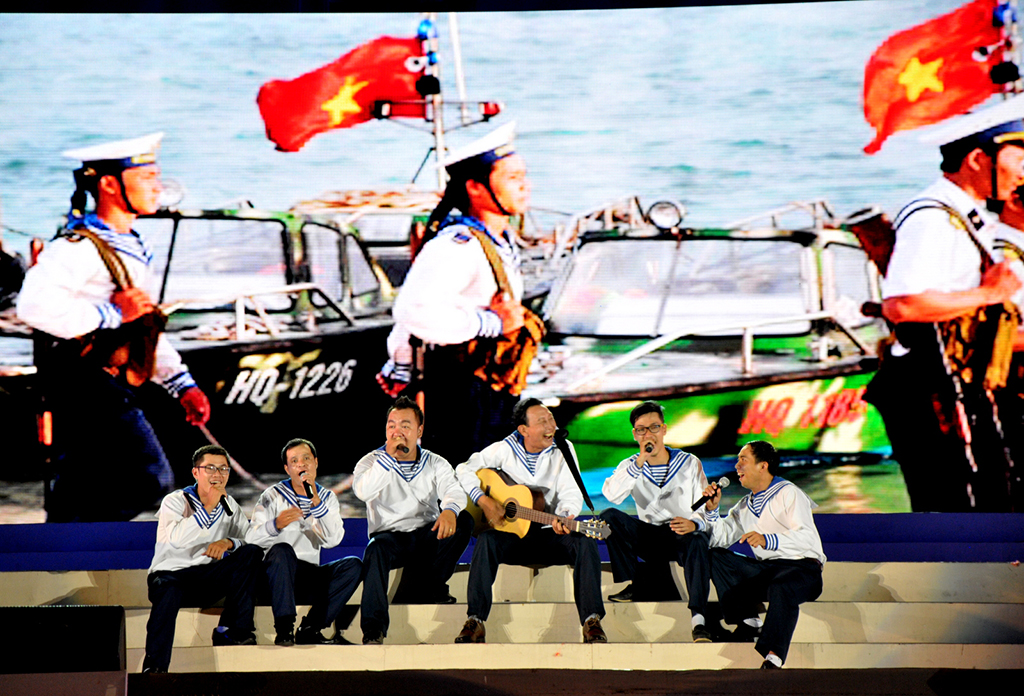 Festival Biển Nha Trang - Khánh Hòa 2017: Tăng chất biển, đảo của đêm khai mạc