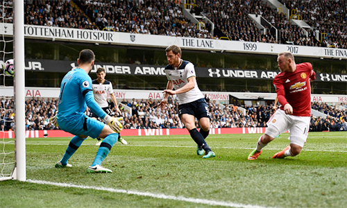 Man Utd sắp phá mốc một tỷ bảng tiền thưởng ở Ngoại hạng Anh