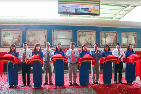 Nha Trang – Hue train officially launched