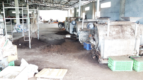 Khu nhà xưởng này vẫn chưa được di dời theo yêu cầu của cơ quan chức năng